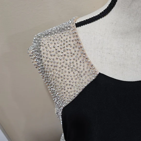 beaded back wedding dress Lagos Sterling Caviar Beaded Heart Pendant Necklace main image 1